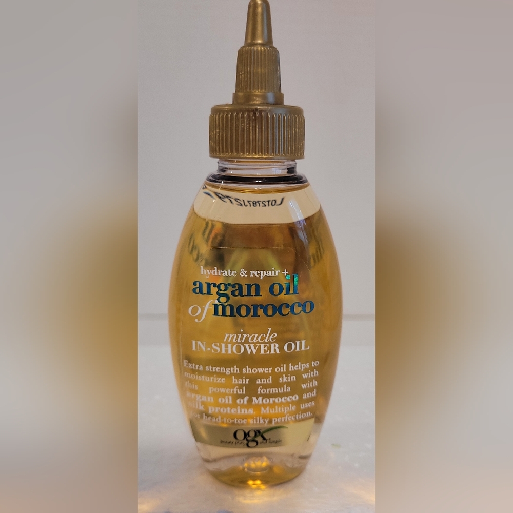 OGX Argan Oil of Morocco Miracle in shower oil 4 oz.